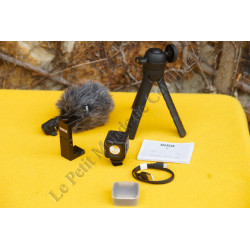 Rode Vlogger Kit iOS Edition - Lightning Microphone, LED lamp, stand and tripod