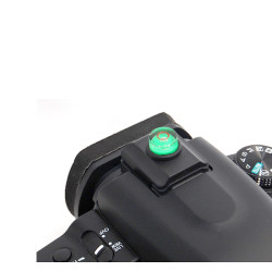 Cache avec niveau à bulle JJC SL-2 - Capuchon de Griffe porte-accessoire à verrouillage automatique Sony Minolta