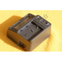 Fast Battery Charger Sony AC-VQ50 - Serie M - NP-FM500H